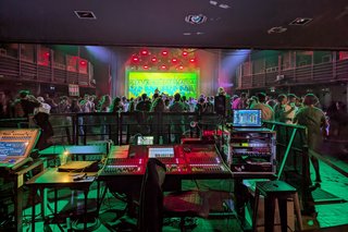 PXL_20250510_223736674